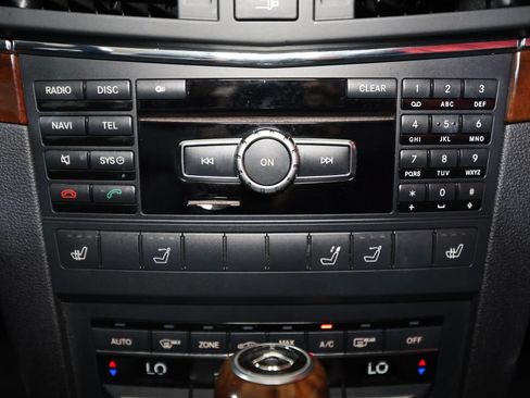 Used 2013 Mercedes-Benz E 350 Cabriolet image 23