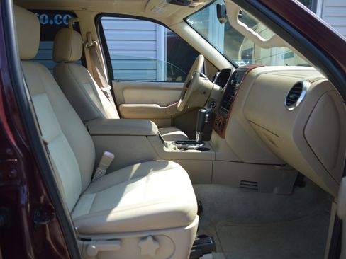 Used 2008 Ford Explorer Eddie Bauer AWD/4WD image 19