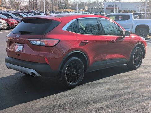 Used 2021 Ford Escape SE w/ Convenience Package image 4