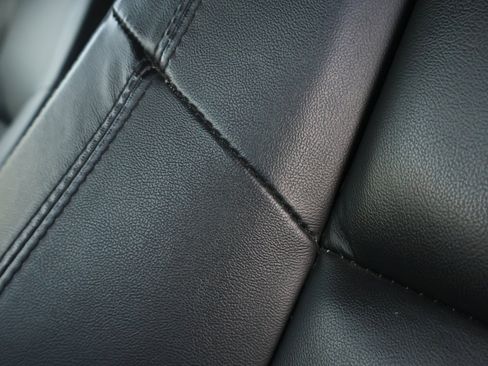 Used 2022 Jeep Grand Cherokee Limited image 12