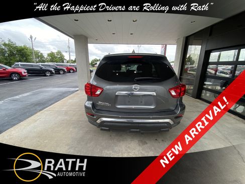 Used 2020 Nissan Pathfinder S FWD image 9