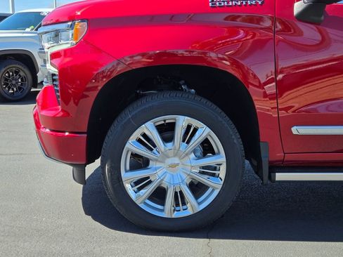 New 2026 Chevrolet Silverado 1500 High Country w/ High Country Premium Package AWD/4WD image 5
