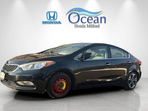 Used 2015 Kia Forte EX w/ Premium Package image 1