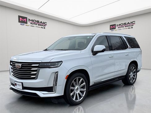 Used 2024 Cadillac Escalade Premium Luxury Platinum image 3