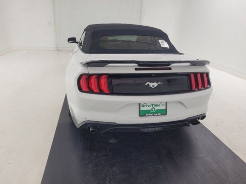 Used 2021 Ford Mustang Premium RWD image 6