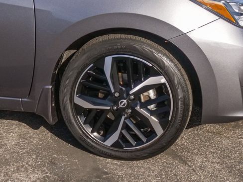 Used 2024 Nissan Versa SR w/ Trunk Package image 5