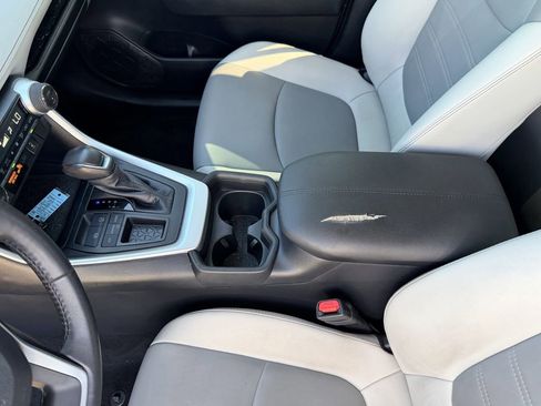 Used 2019 Toyota RAV4 XLE Premium w/ Cold Weather Package image 22