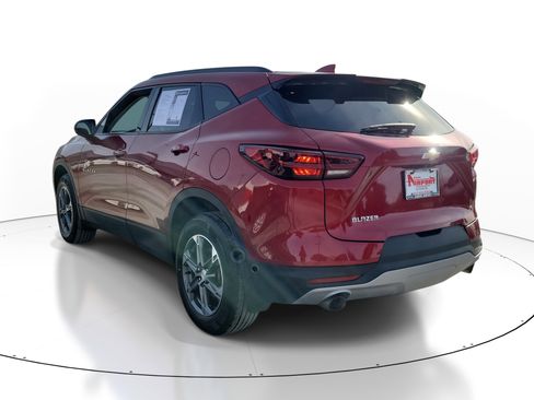 Used 2024 Chevrolet Blazer LT w/ Convenience Package image 3