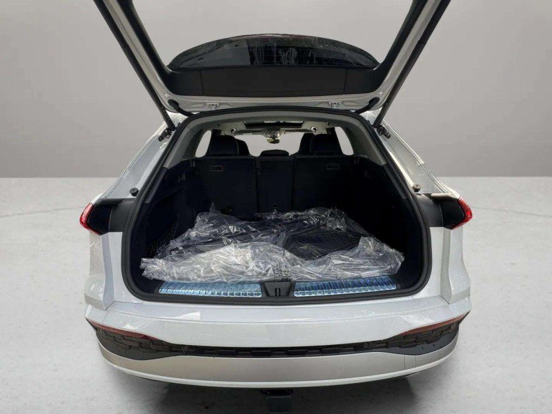 New 2026 Audi Q5 Premium Plus AWD/4WD image 25