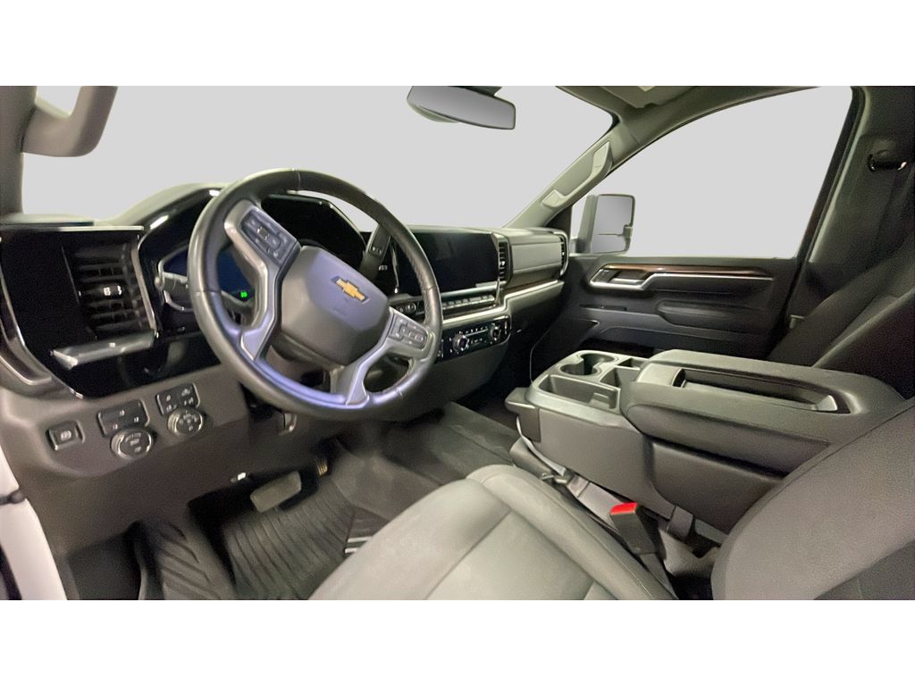 Used 2025 Chevrolet Silverado 2500 LT w/ All Star Edition AWD/4WD image 11