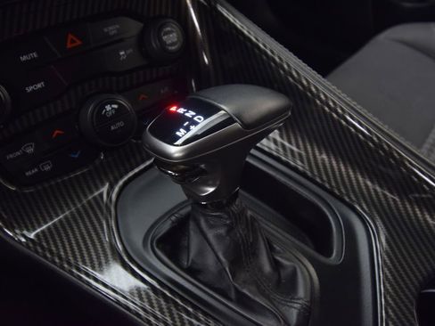 Used 2019 Dodge Challenger SXT image 24