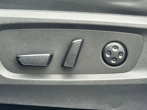 Used 2023 Nissan Pathfinder Platinum AWD/4WD image 44