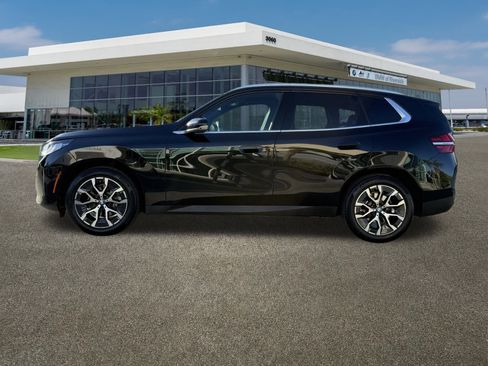 Used 2025 BMW X3 xDrive30i w/ Premium Package image 6