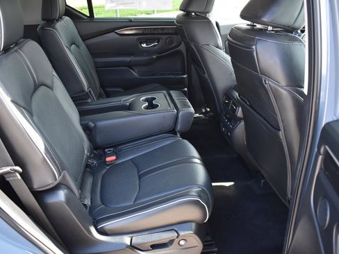 Used 2023 Honda Pilot Elite image 16