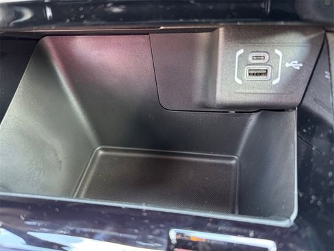 New 2025 Jeep Compass Limited w/ Sun & Sound Group image 25