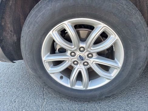 Used 2021 Ford Explorer 4WD image 9