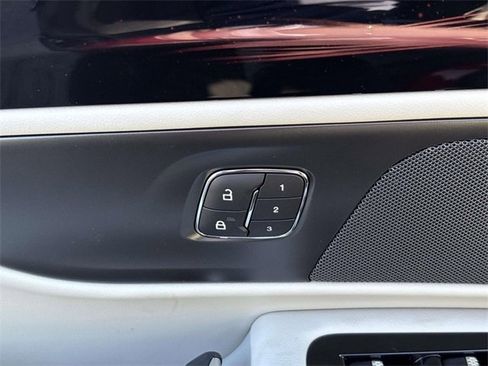 New 2026 Lincoln Nautilus Premier w/ Jet Appearance Package image 21