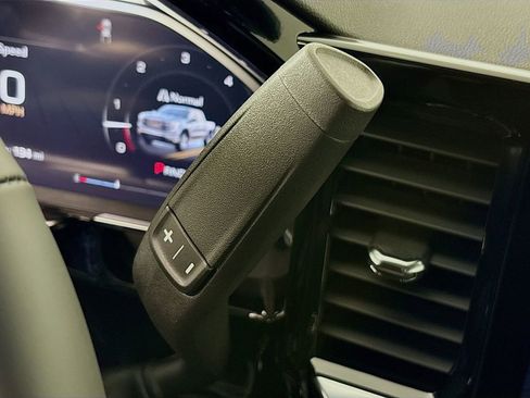 New 2026 GMC Sierra 1500 Elevation image 17