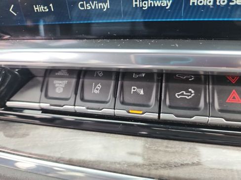 Used 2024 Chevrolet Silverado 3500 LTZ w/ LTZ Convenience Package image 16