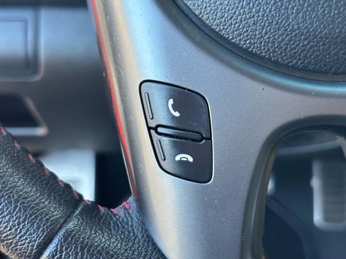 Used 2011 Kia Forte SX image 15