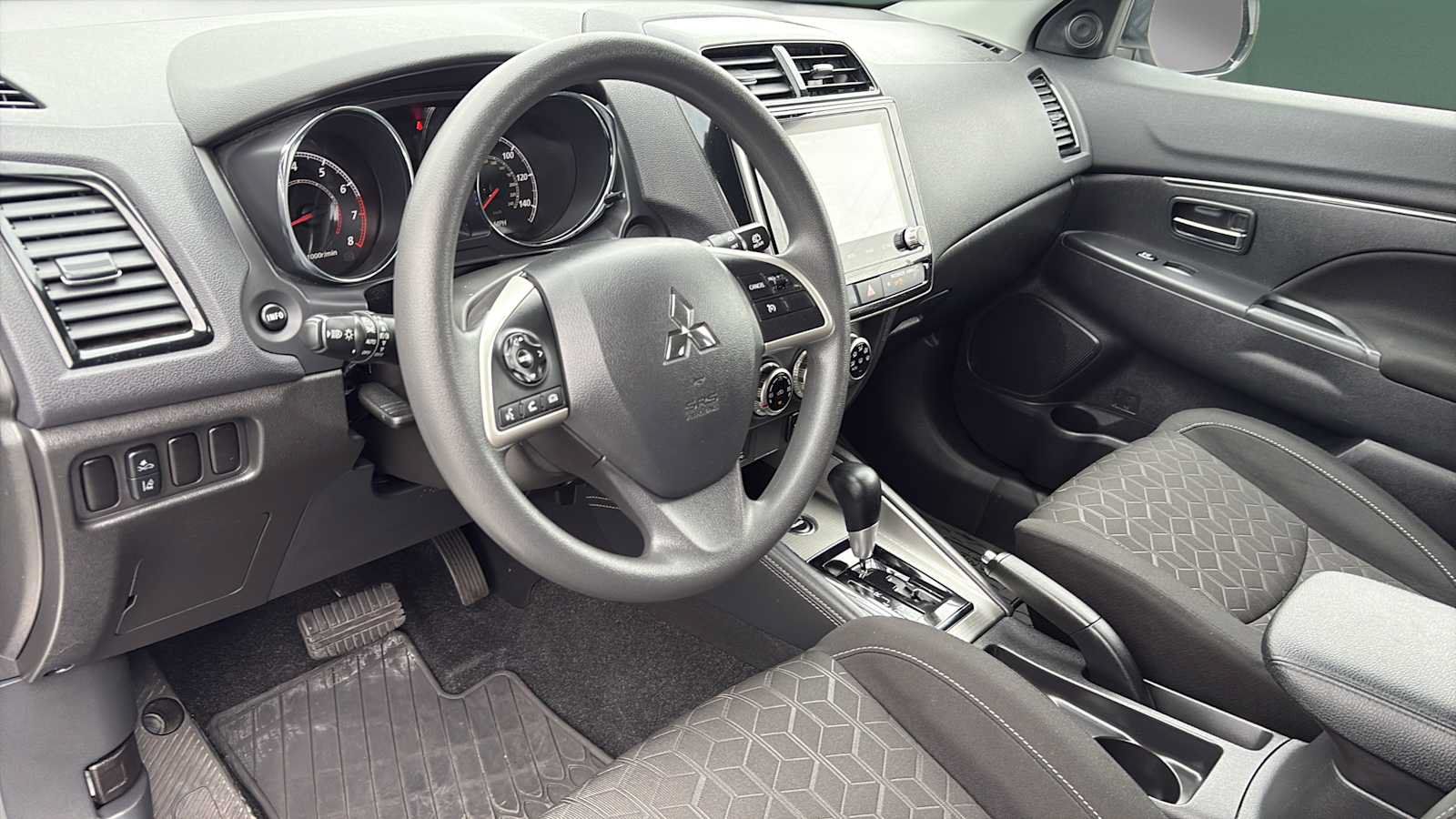 Used 2026 Mitsubishi Outlander Sport ES AWD/4WD image 13
