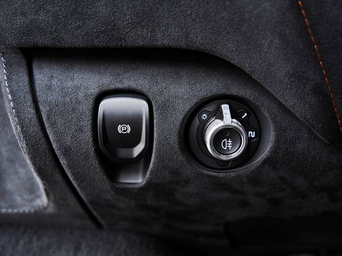 Used 2024 McLaren 750S image 45