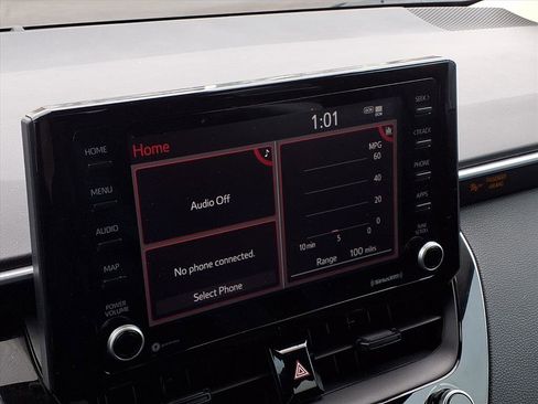 Used 2022 Toyota Corolla LE image 5