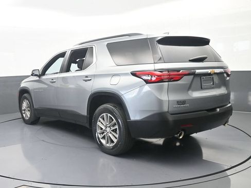 Used 2023 Chevrolet Traverse LT FWD image 4