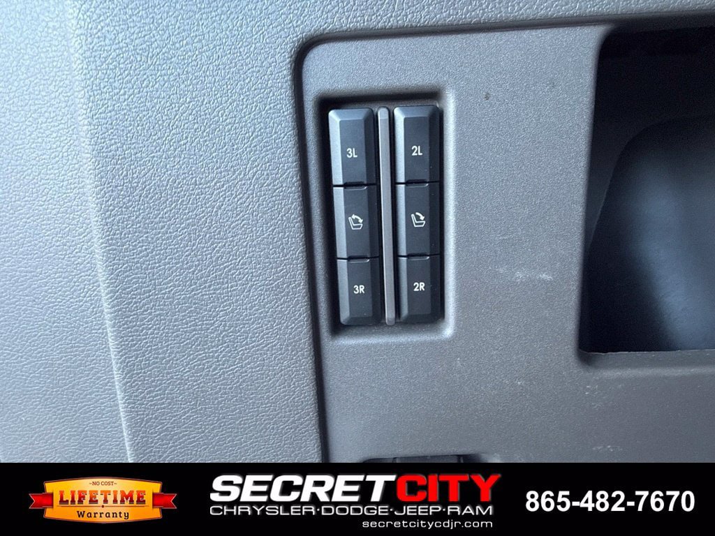 Used 2024 Lincoln Navigator L Reserve AWD/4WD image 25