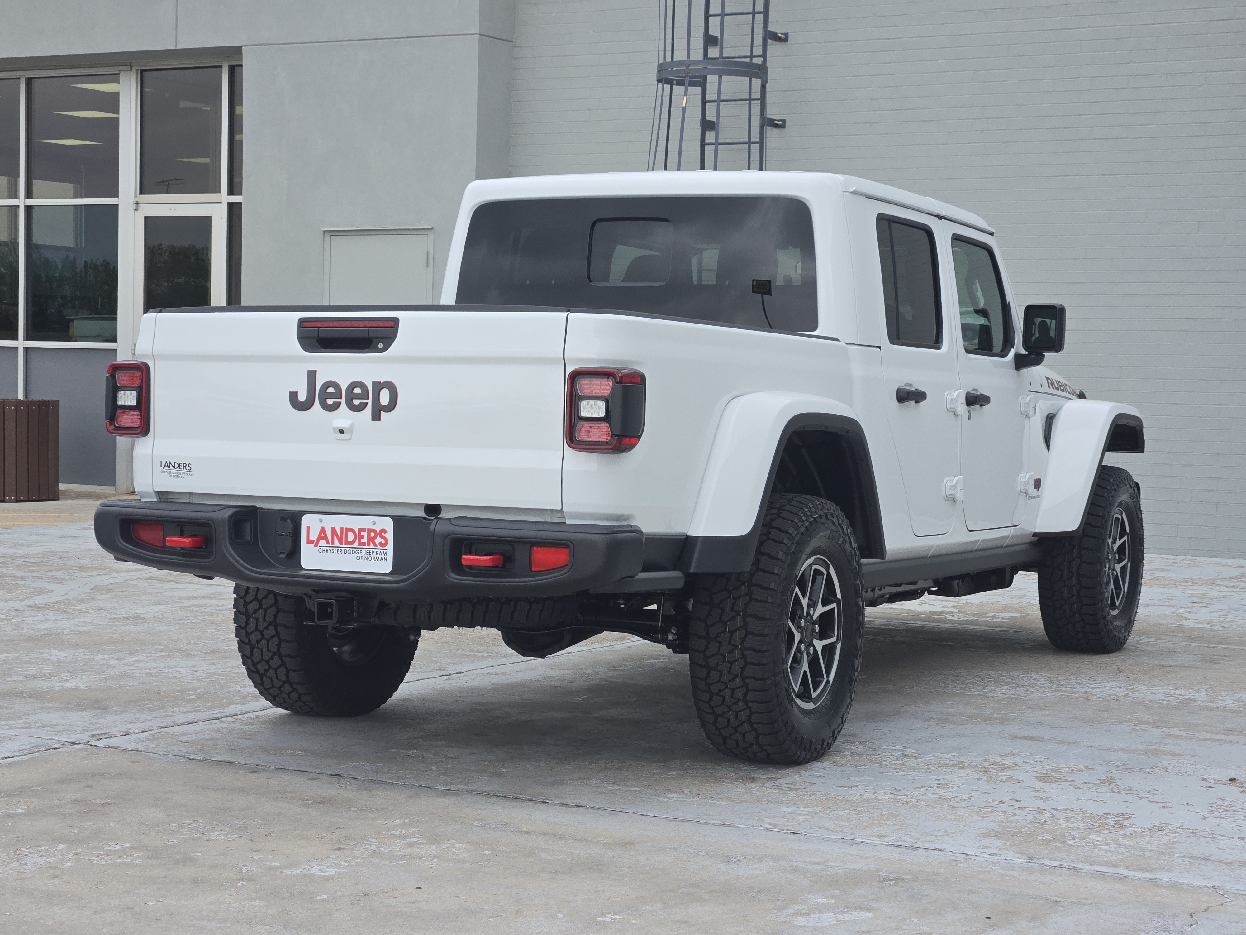 New 2026 Jeep Gladiator Rubicon w/ Steel Power Dome Hood Package AWD/4WD image 4