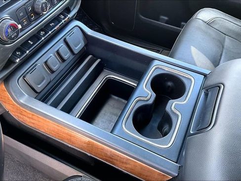 Used 2018 Chevrolet Silverado 2500 LTZ w/ LTZ Plus Package image 16