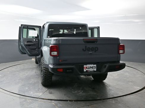 Used 2025 Jeep Gladiator High Tide image 57