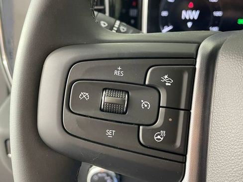 New 2026 GMC Sierra 1500 SLE w/ X31 Off-Road Package AWD/4WD image 11