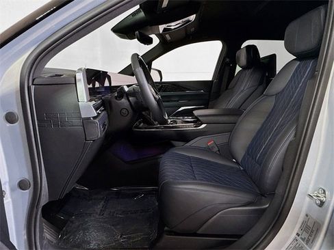 New 2025 Cadillac Escalade IQ Luxury 1 w/ Smart Trailering package image 12