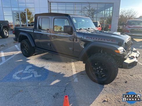 Used 2023 Jeep Gladiator Mojave w/ Cold Weather Group image 35