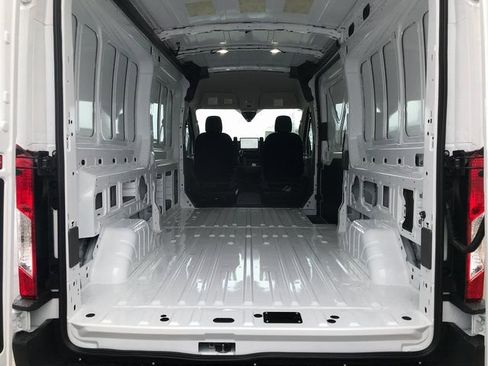 New 2026 Ford Transit 250 XL image 19