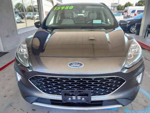 Used 2020 Ford Escape Titanium w/ Titanium Premium Package 2.0 image 7