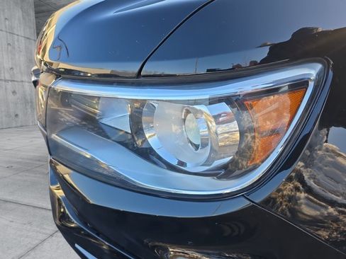 Used 2022 Chevrolet Colorado Z71 AWD/4WD image 29