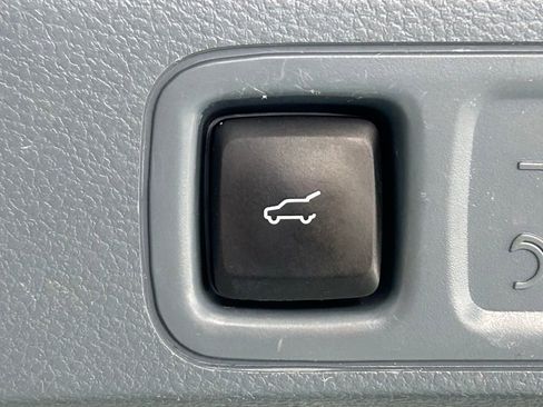 Used 2022 Lincoln Navigator L Black Label AWD/4WD image 17