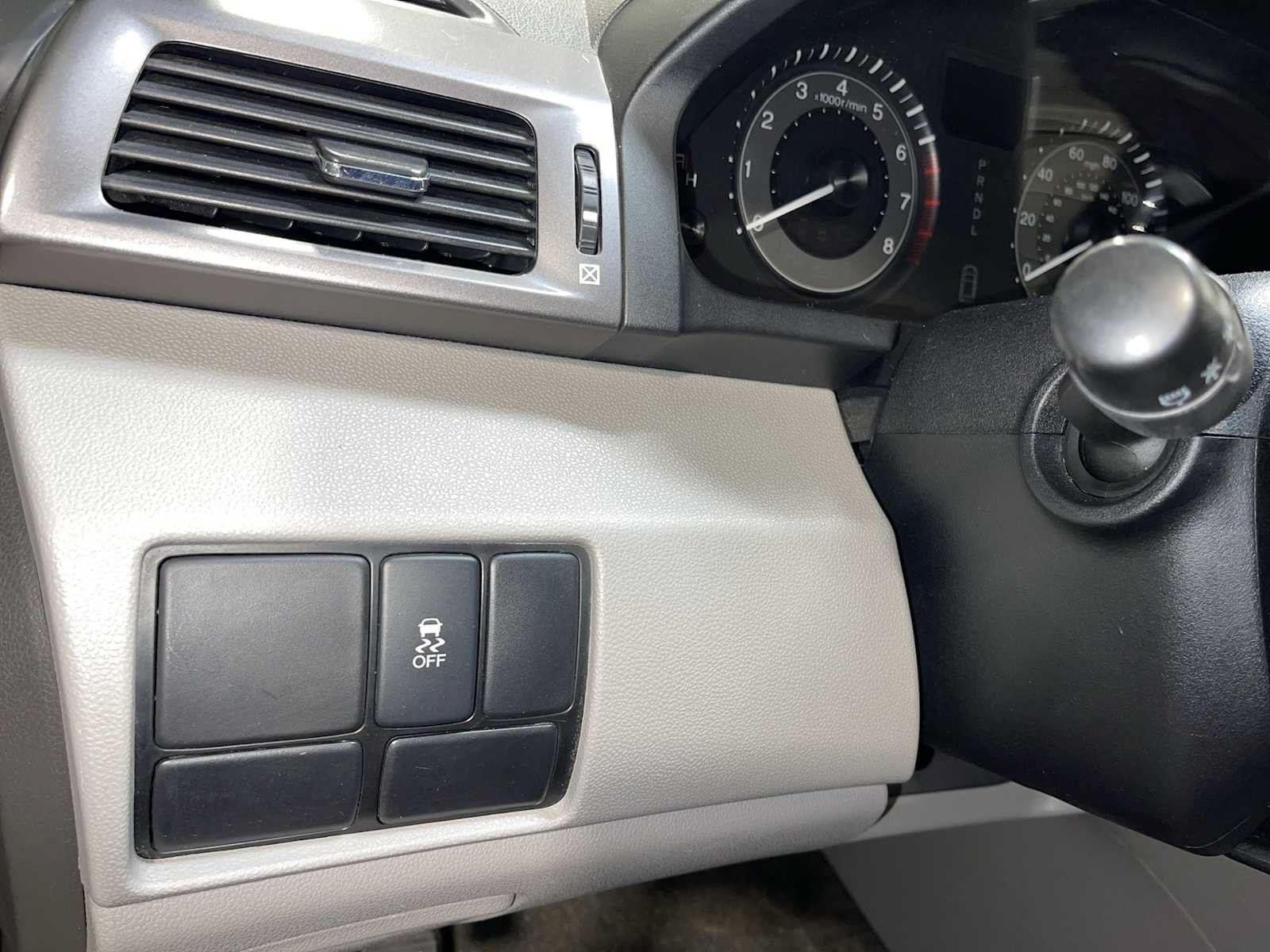 Used 2014 Honda Odyssey LX image 24