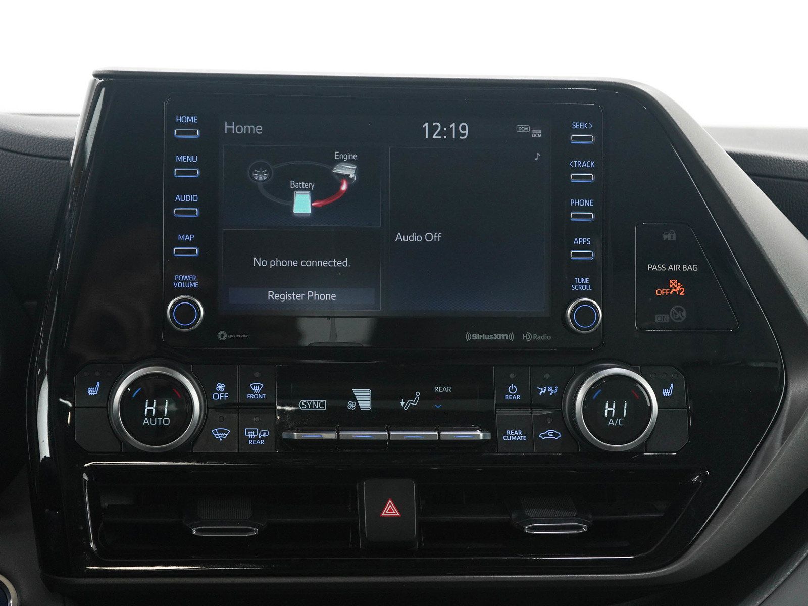 Used 2021 Toyota Highlander XLE AWD/4WD image 19