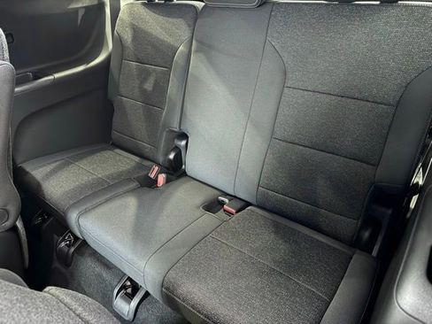 New 2026 Chevrolet Traverse LT w/ Driver Confidence Package AWD/4WD image 8