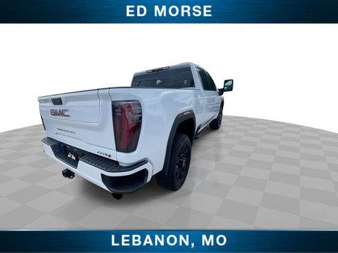 Used 2025 GMC Sierra 2500 AT4 AWD/4WD image 8