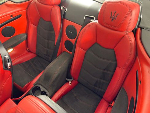 Used 2018 Maserati GranTurismo MC image 20