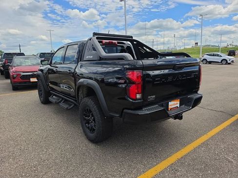 New 2026 Chevrolet Colorado ZR2 w/ Midnight Edition AWD/4WD image 4
