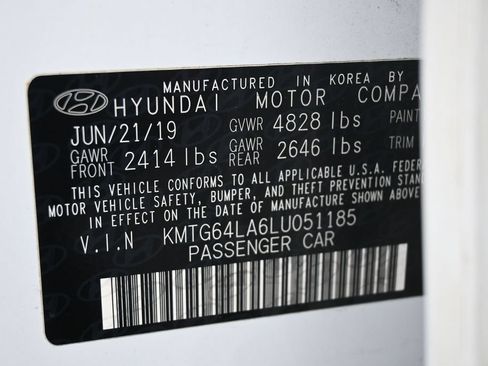 Used 2020 Genesis G70 2.0T AWD/4WD image 13