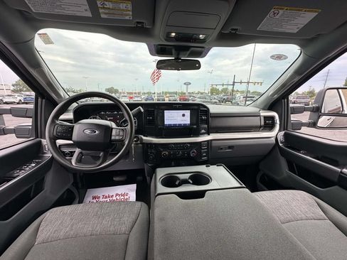 Used 2025 Ford F250 XLT AWD/4WD image 13