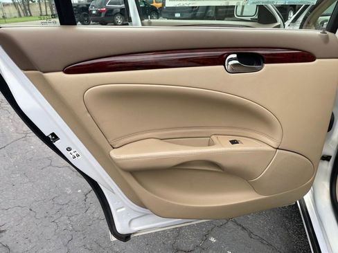 Used 2006 Buick Lucerne CXL w/ Luxury Package image 14