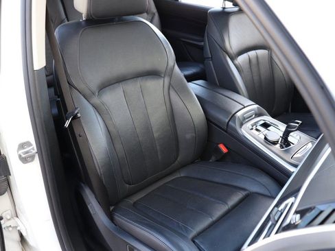 Used 2020 BMW X7 xDrive40i w/ Premium Package image 37
