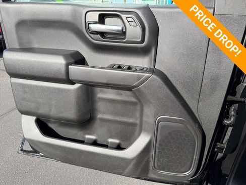 New 2026 Chevrolet Silverado 1500 Custom Trail Boss w/ LPO, Dark Essentials Package image 9